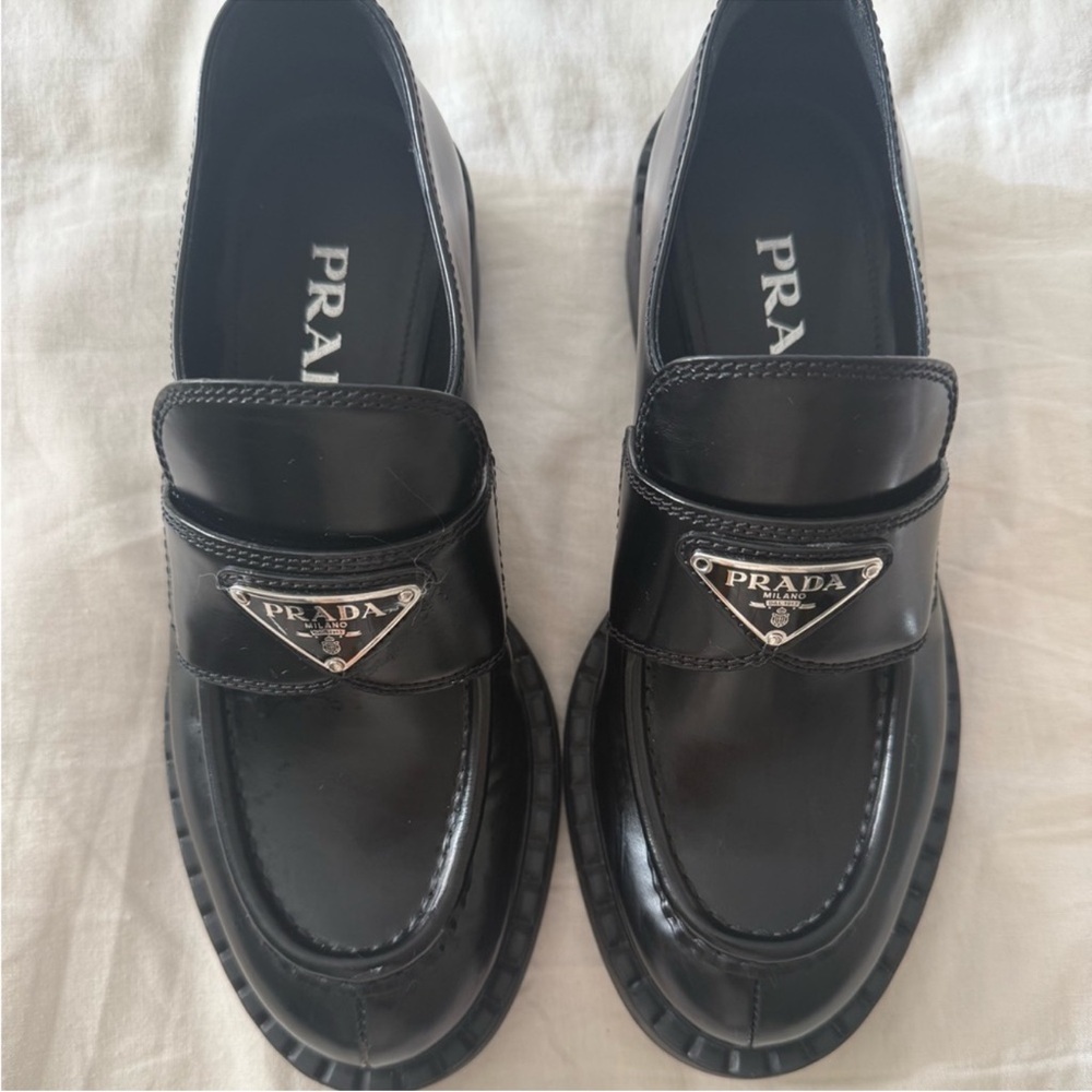 Prada Men's Classic Black Leather Loafers - Picture 7 of 8
